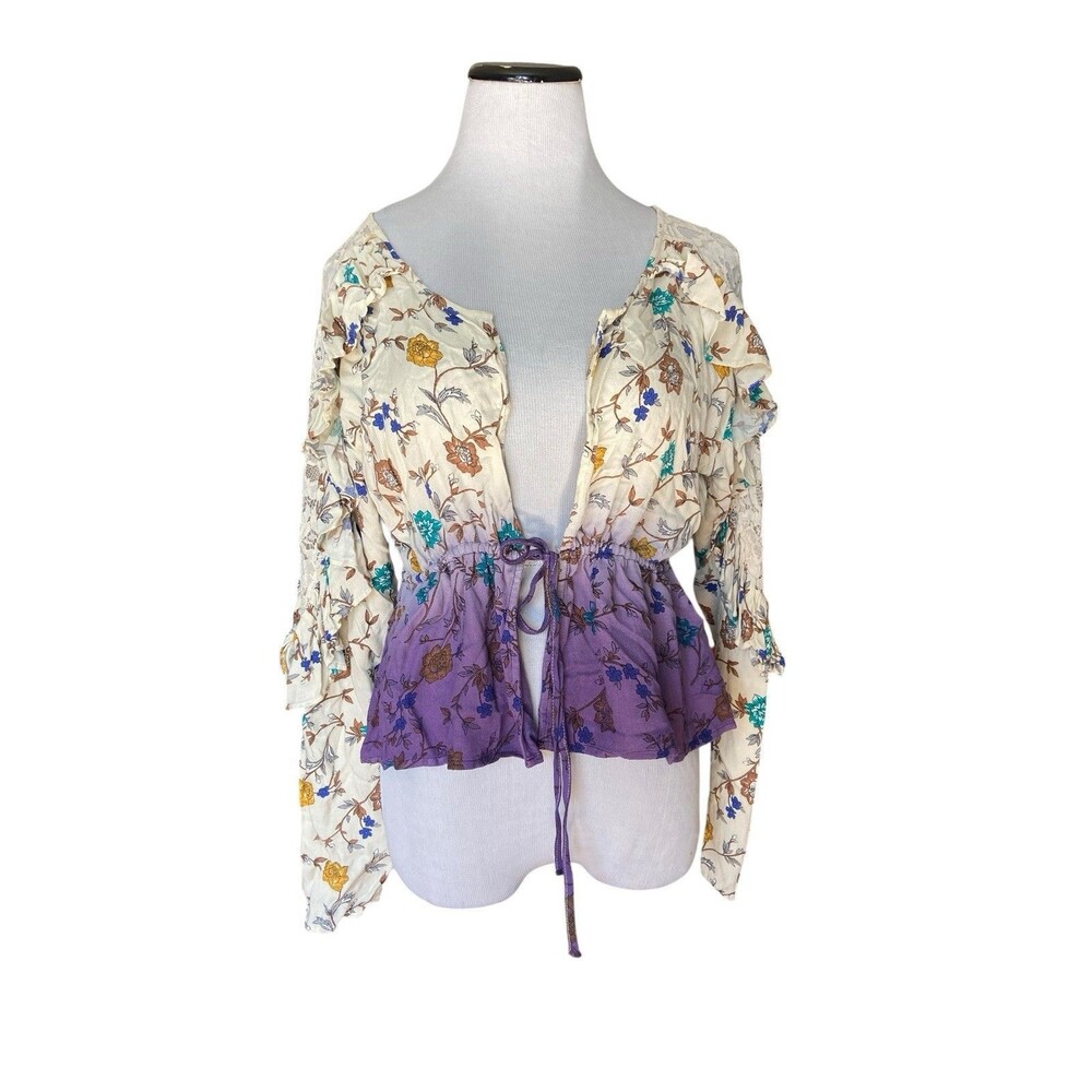Gimmicks by BKE Boho Fairycore‎ Cottagecore Floral Lace Tie Front Blouse Size M